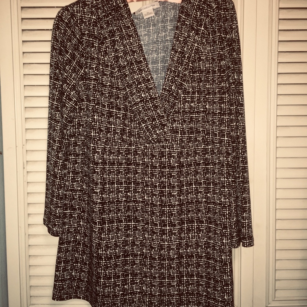 Liz Claiborne black & white print blouse